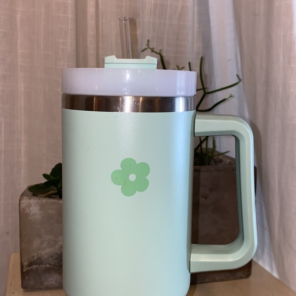 40oz tumbler insulated drink cup with handle mint green with top & clear straw - Picture 2 of 10